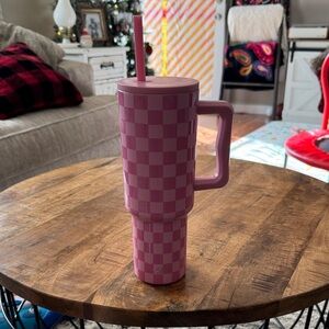 Pink Checkered Tumbler with Straw